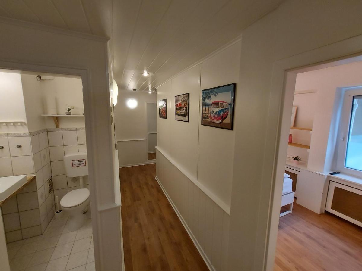Overnight Apartment Koln Bagian luar foto